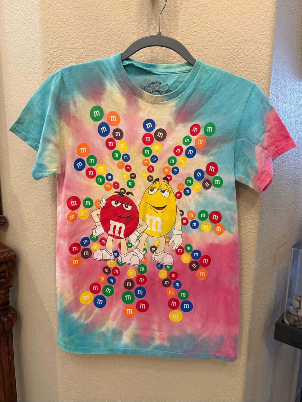 M&M'S Colorful Graphic Fun Tie-Dye Tee Size Small-Unisex